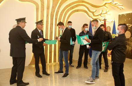 PODELITEV PRIZNANJ CIVILNE ZAŠČITE 25 FOTO LJUBO VUKELIČ